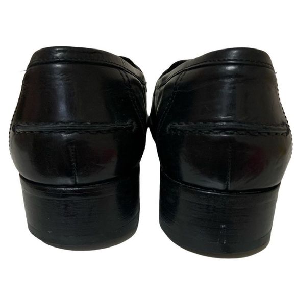 PRADA LOAFERS LEATHER W/ VIBRAM SOLE PROTECTORS | SZ WOMENS 40 | AUTHENTIC - Picture 2 of 6